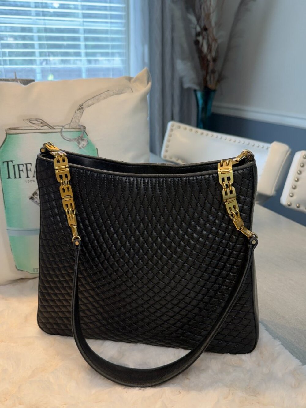 Bally Black Woven Leather Shoulder Bag Gold Hardware Authenticated - Picture 1 of 13